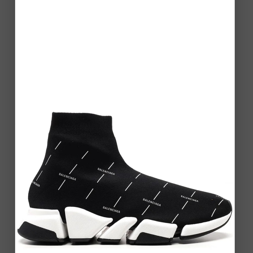 Balenciaga Speed 2.0 Knit Sneaker Black & White All Over Logo Size 44 or 11